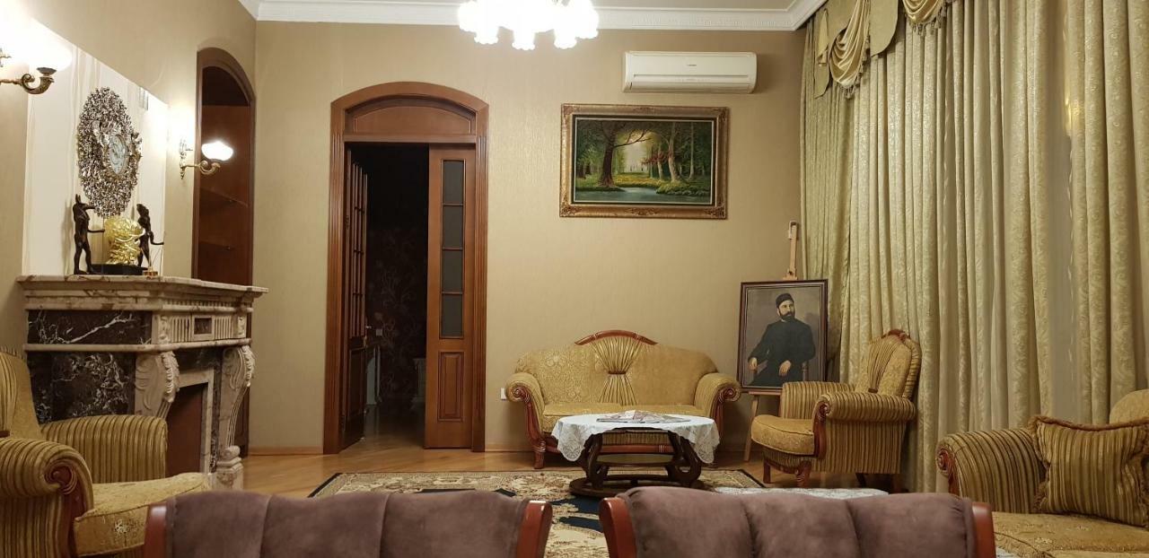 Gulluoglu Royal Suite Luxury Apartment Baku Exterior photo